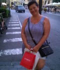 Rencontre Femme : Svitlana, 58 ans à France  Colombes